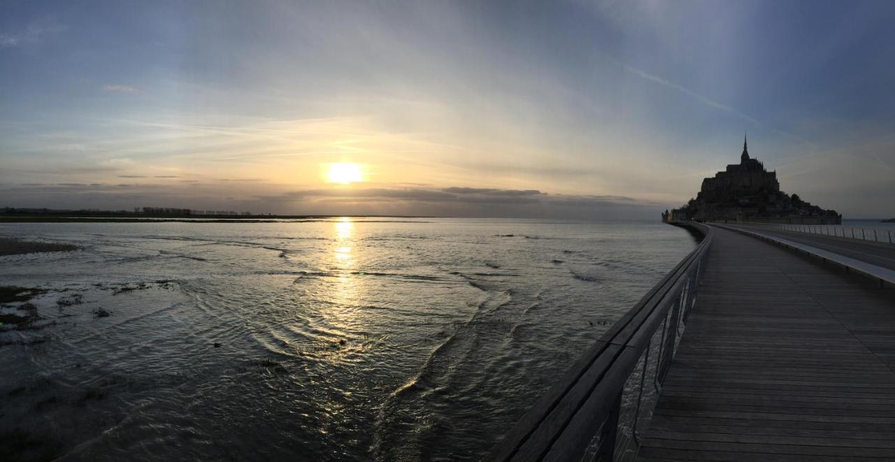 Camping La Baie Du Mont Saint Michel Ceaux Bagian luar foto